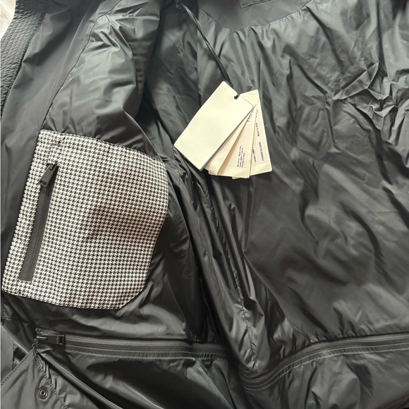 Fendi jacket - Picture 10 of 10